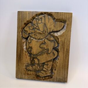 VTG Doc from Snow White & 7‎ Dwarfs Hand Carved Wooden Plaque Stained Handmade